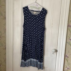 Dress   Sleeveless pull on